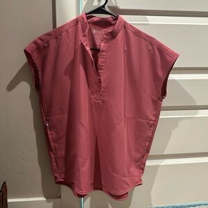 Wear figs XXS Rafaela scrub top in light pink!